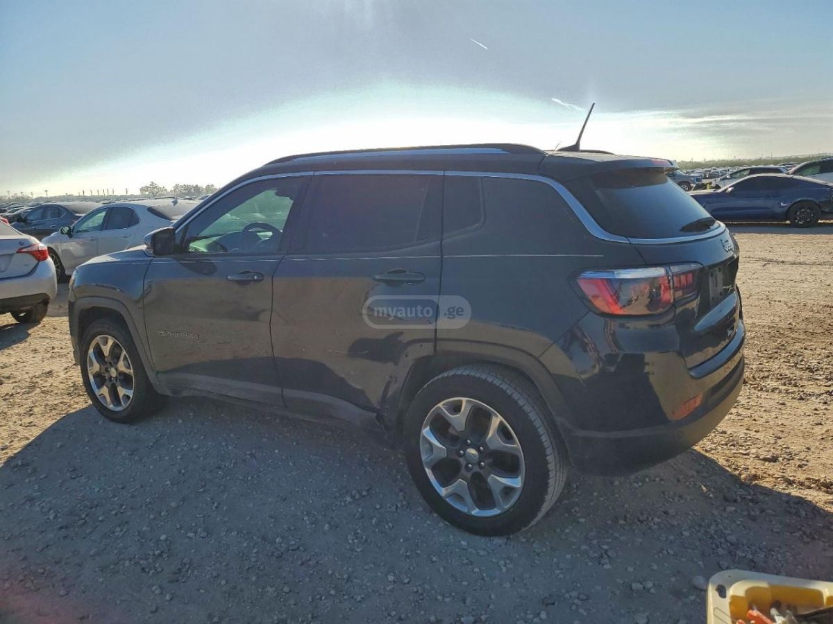 Jeep Compass 2018 — photo 2