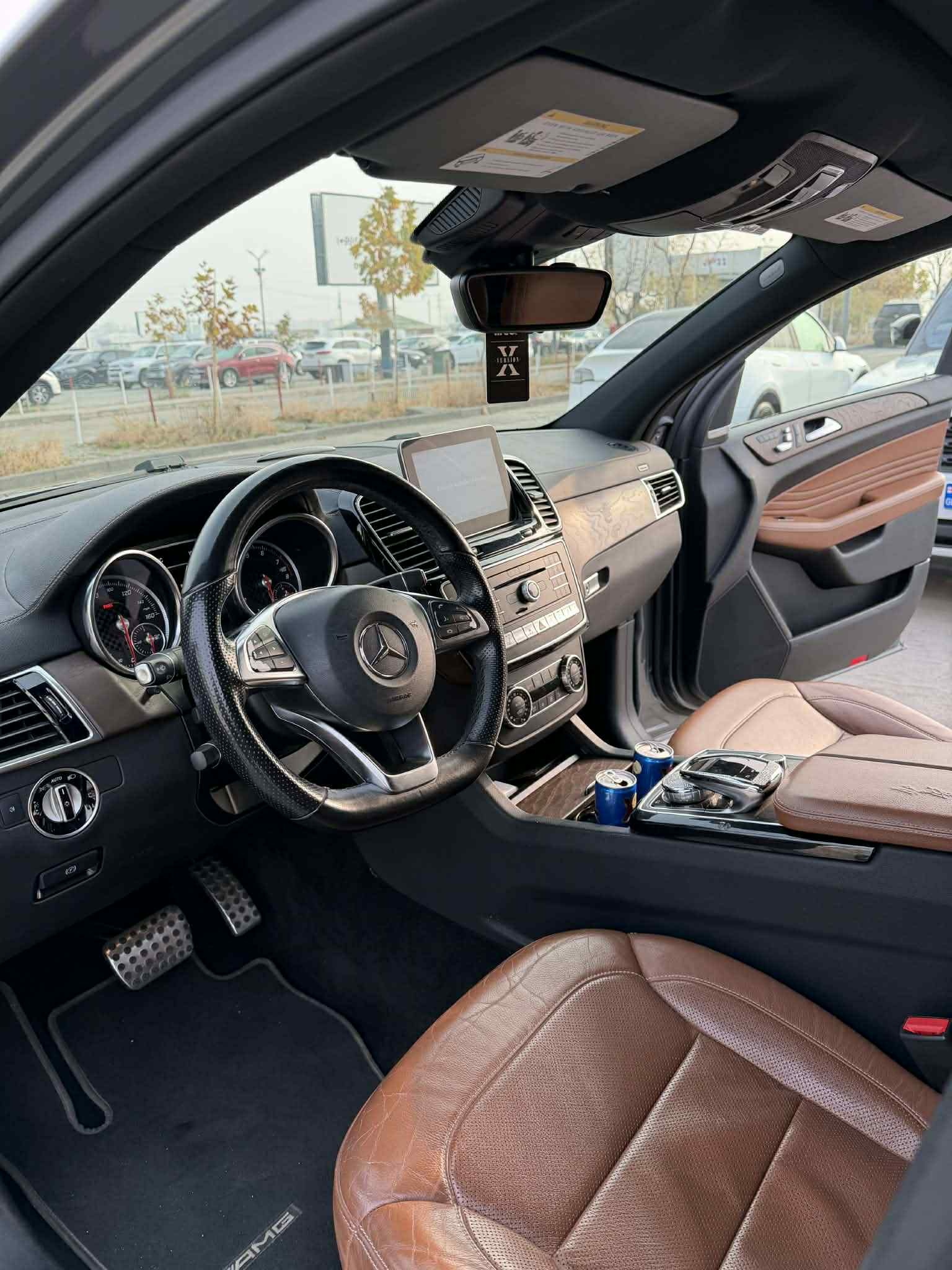 Mercedes-Benz GLE 43 AMG 2017 — photo 2