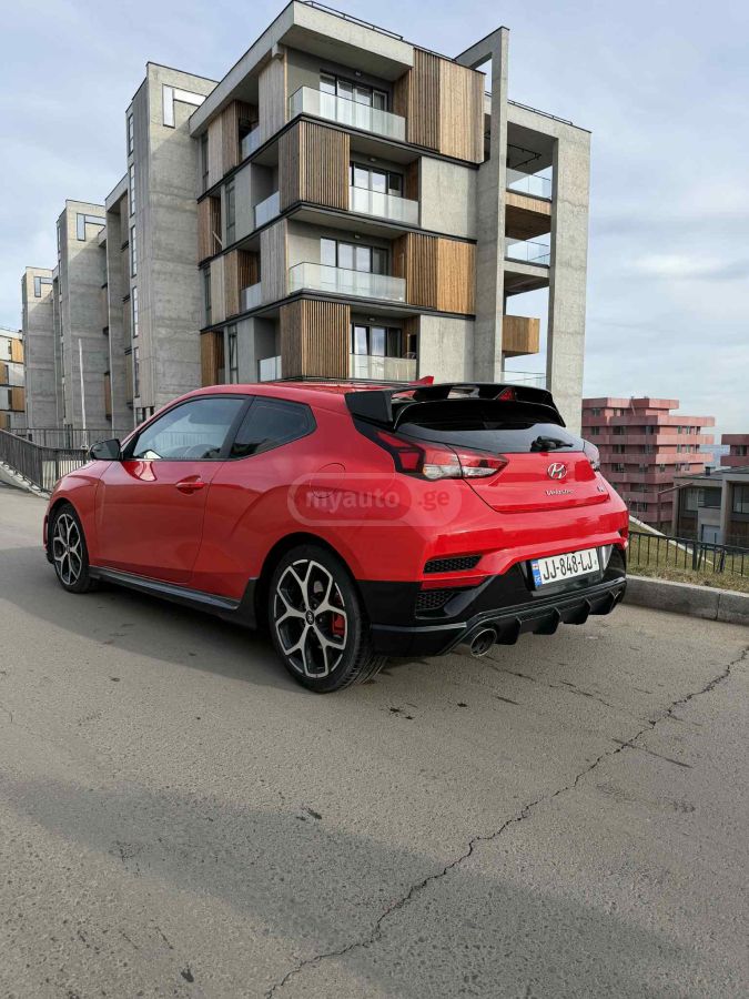 Hyundai Veloster 2020 — photo 2