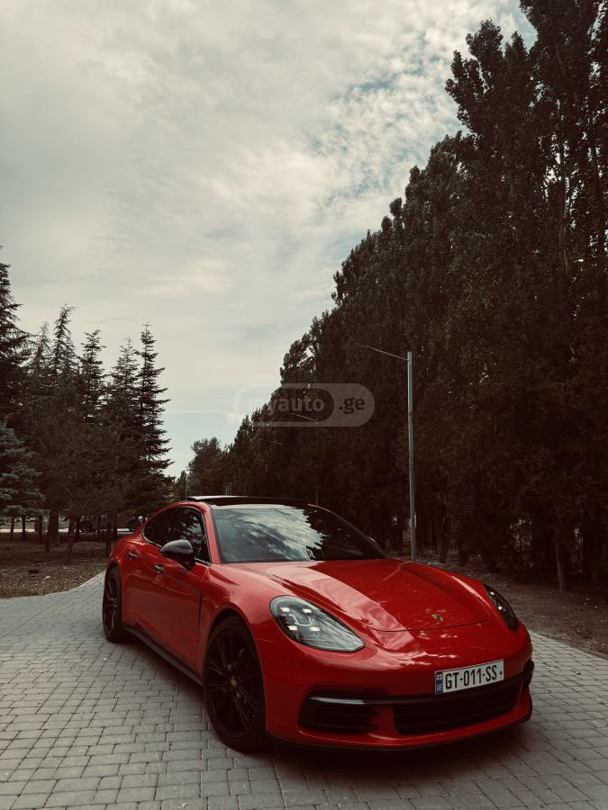 Porsche Panamera