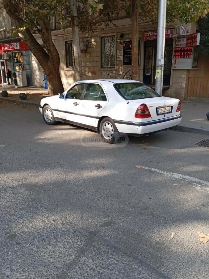 Mercedes-Benz C 180 1997 — photo 2