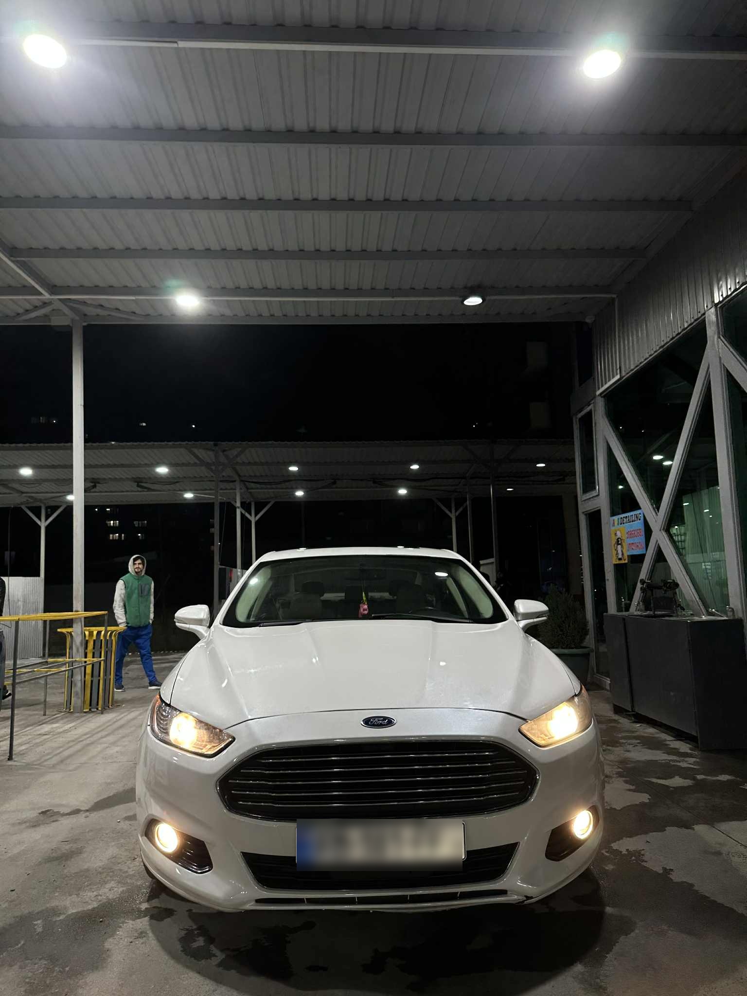 Ford Fusion 2014 — photo 2