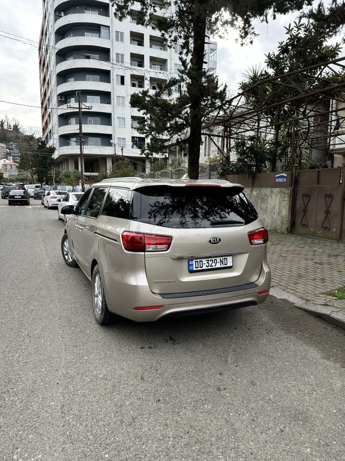 Kia Carnival 2016 — photo 2
