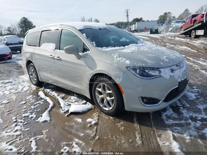 Chrysler Pacifica