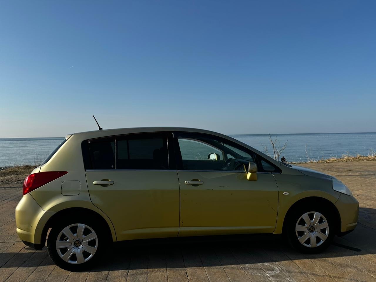 Nissan Tiida 2007 — photo 2