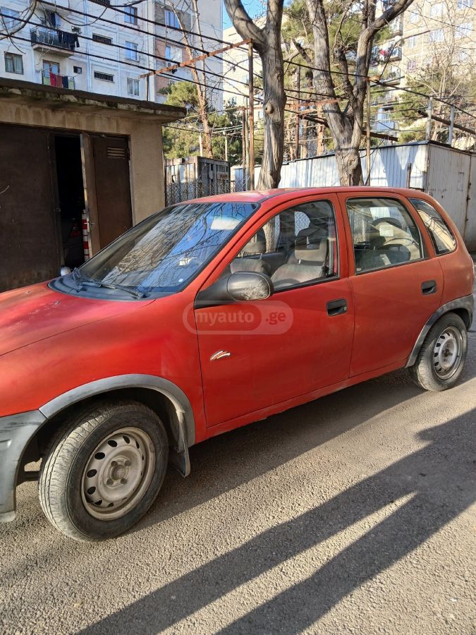 Opel Corsa 1997 — photo 2