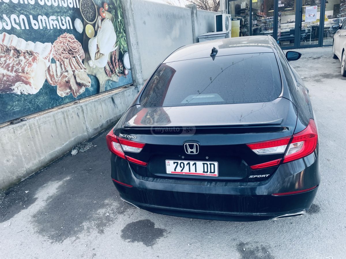 Honda Accord 2018 — photo 2