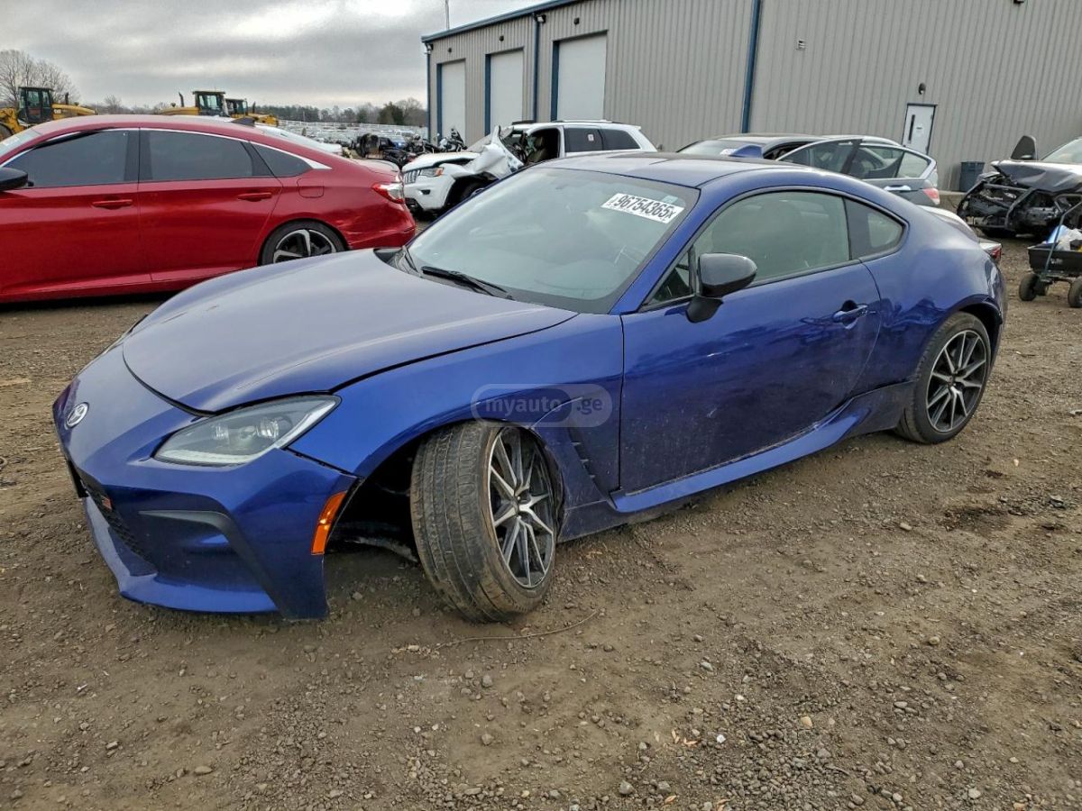 Toyota Progres