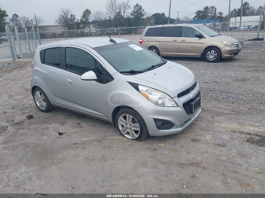 Chevrolet Spark 2015 — photo 2