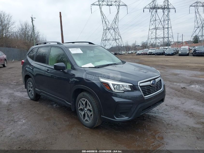 Subaru Forester 2019 — photo 2