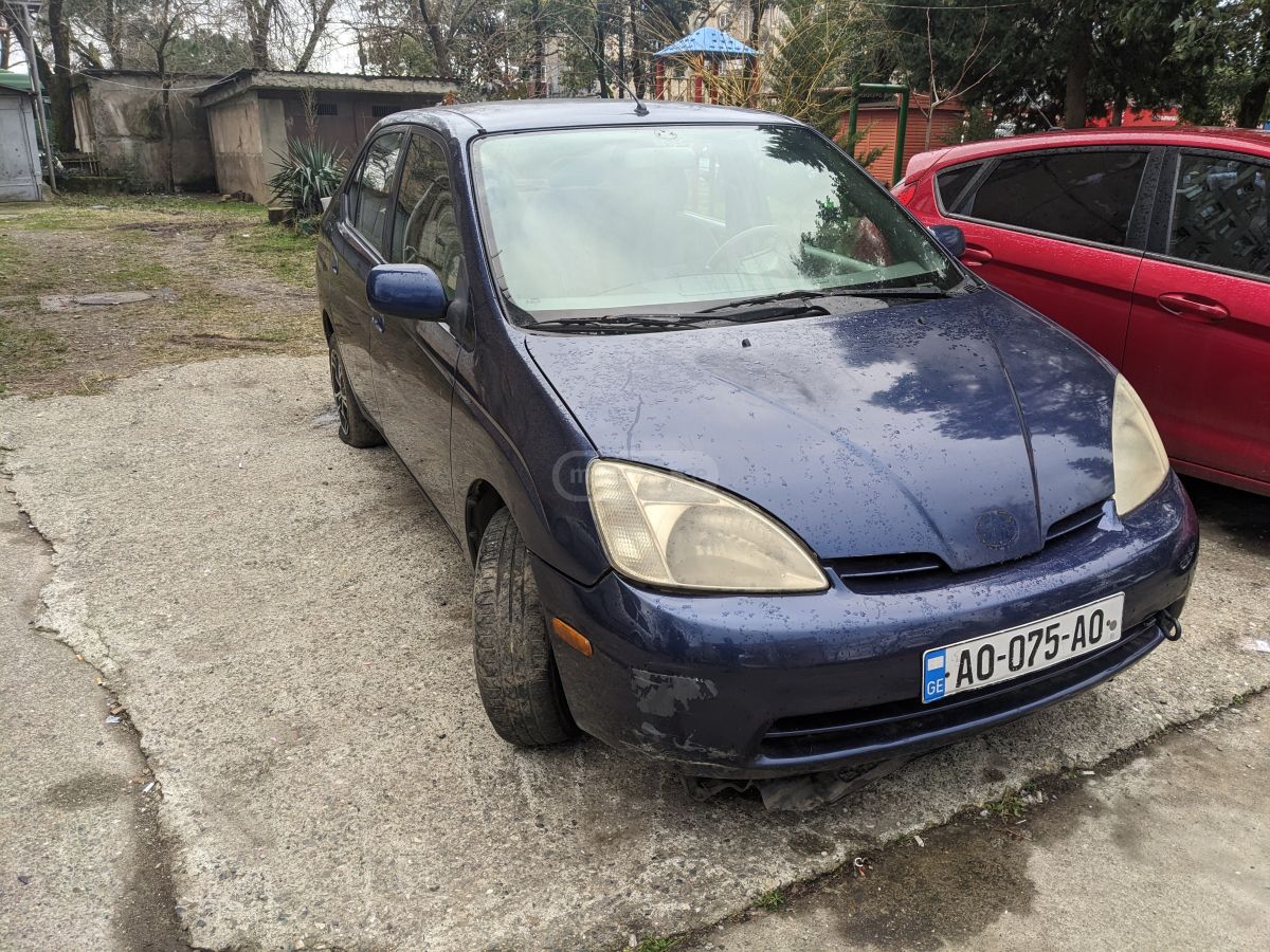 Toyota Prius 2001 — photo 2