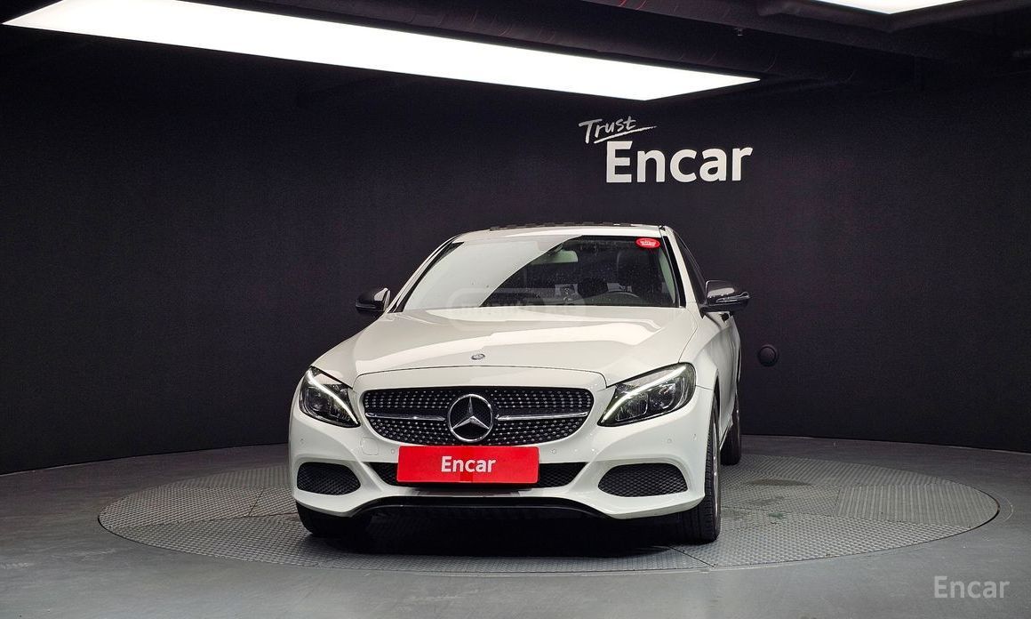 Mercedes-Benz C 200 2016 — photo 2