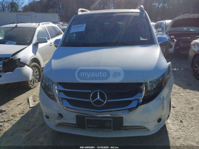 Mercedes-Benz Metris Passenger Van 2016 — photo 2