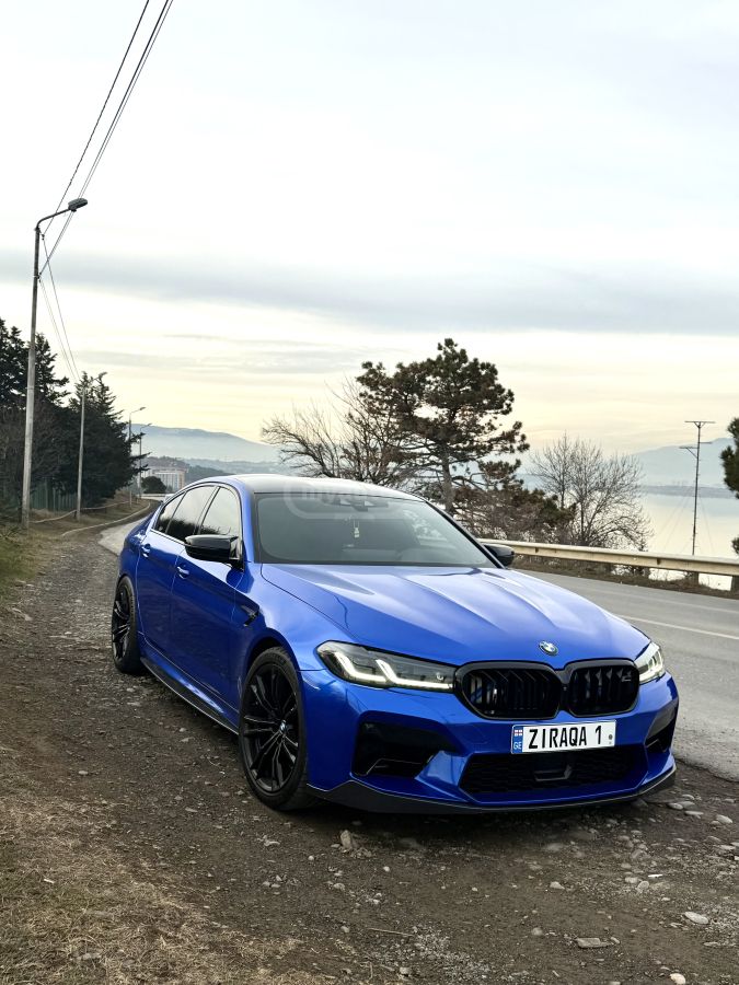 BMW M5
