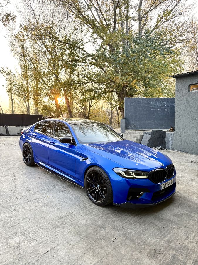 BMW M5 2019 — photo 2