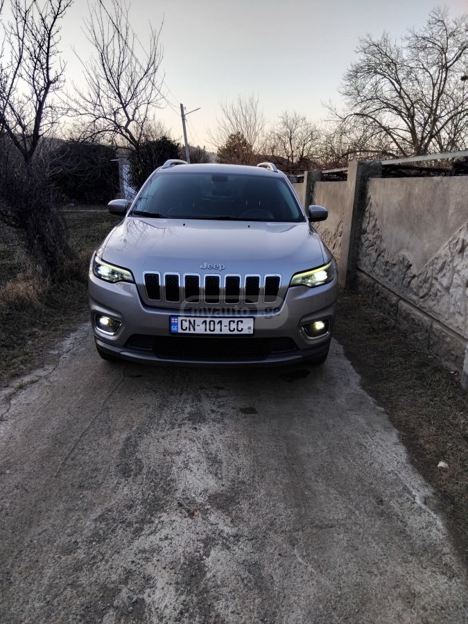 Jeep Cherokee