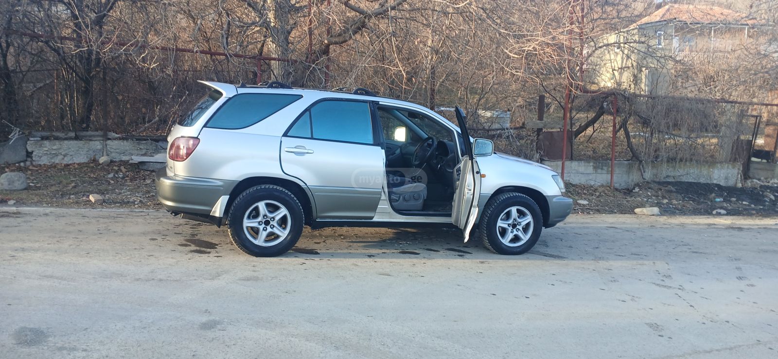 Toyota Harrier 1999 — photo 2
