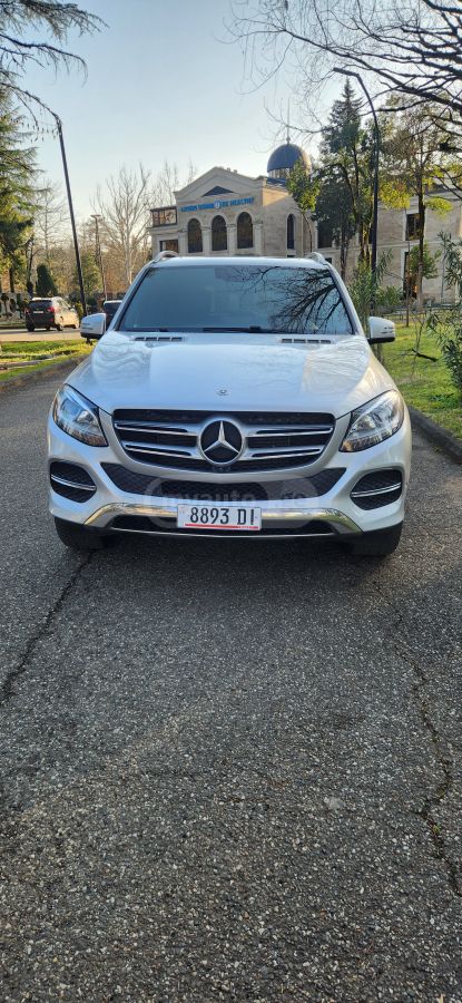 Mercedes-Benz GLE 400 2018 — photo 2