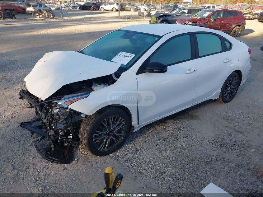 Kia Forte 2023 — photo 2