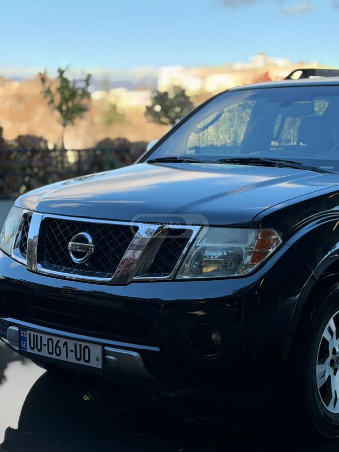Nissan Pathfinder 2008 — photo 2