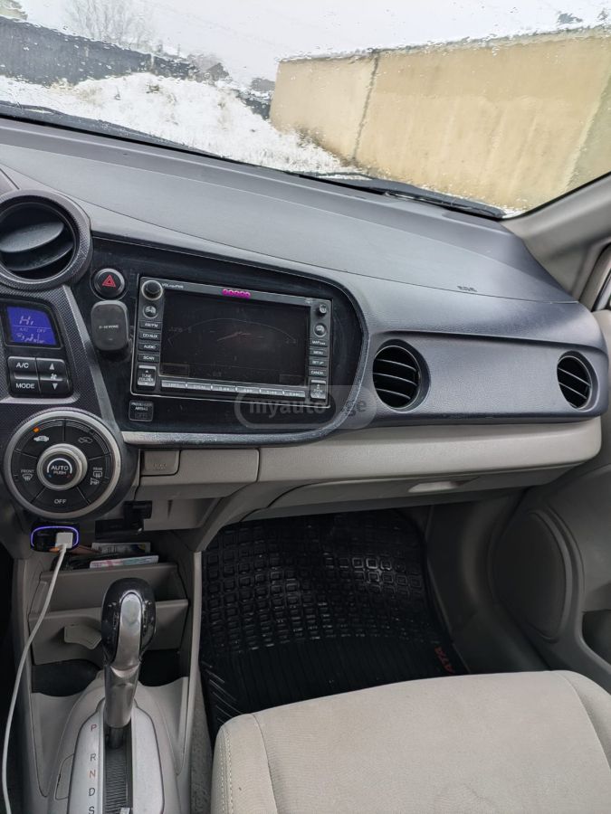 Honda Insight 2011 — photo 2