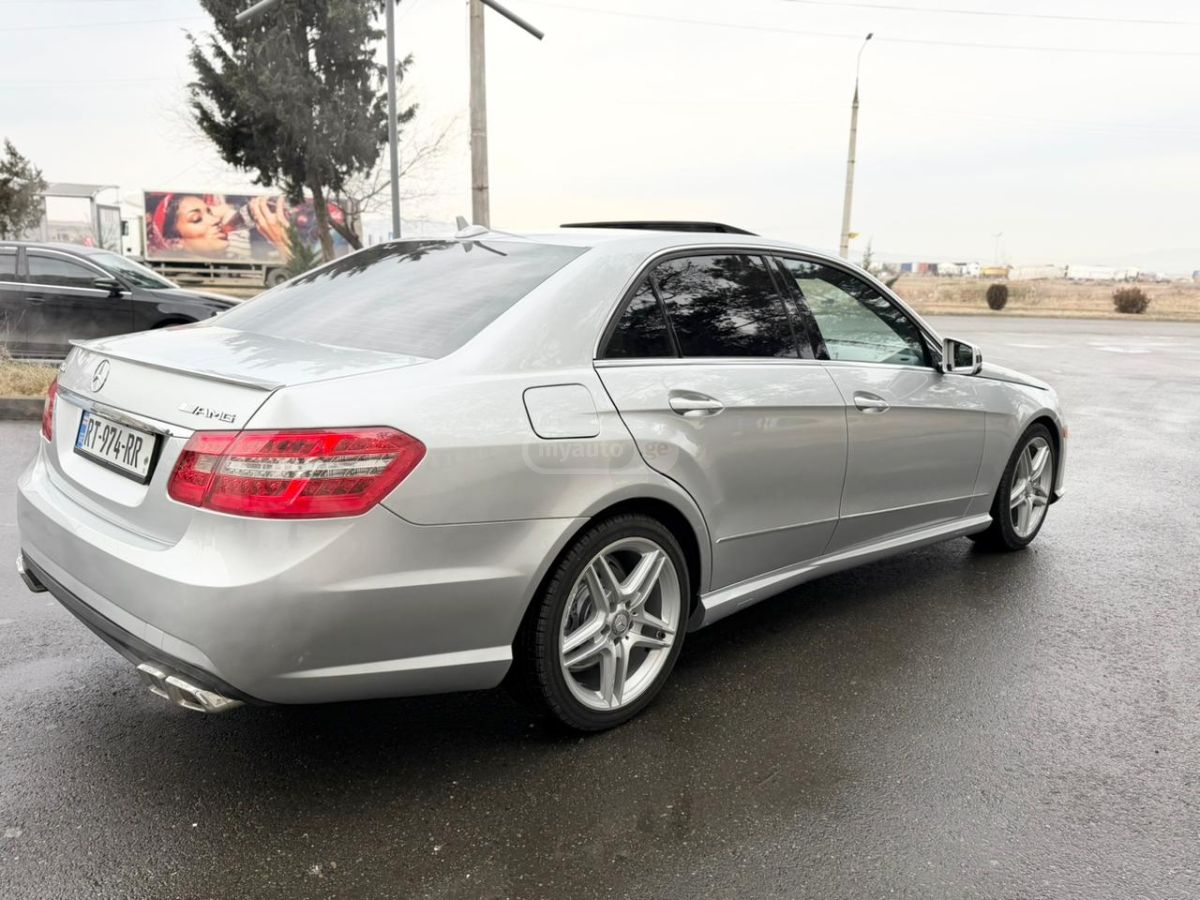 Mercedes-Benz E 350 2012 — photo 2