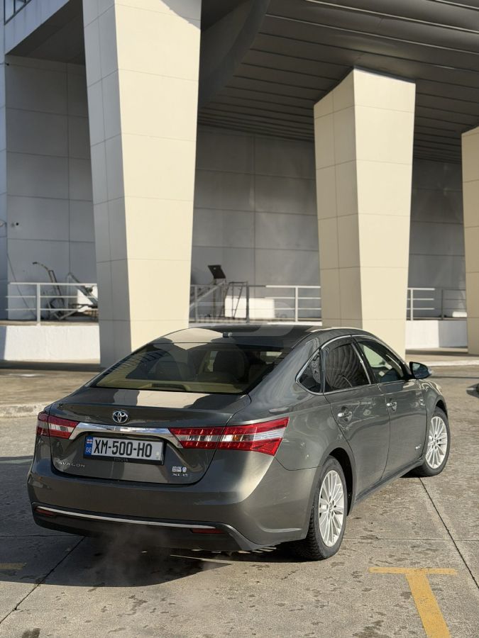 Toyota Avalon 2013 — photo 2