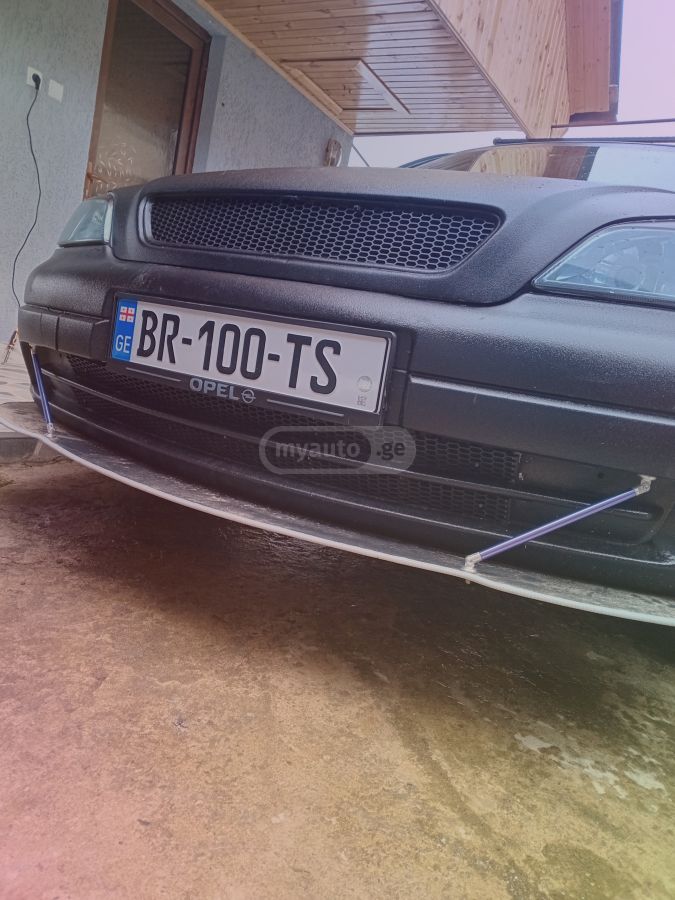 Opel Astra 1999 — photo 2