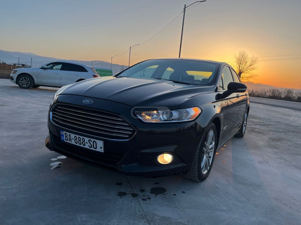 Ford Fusion 2015 — photo 2