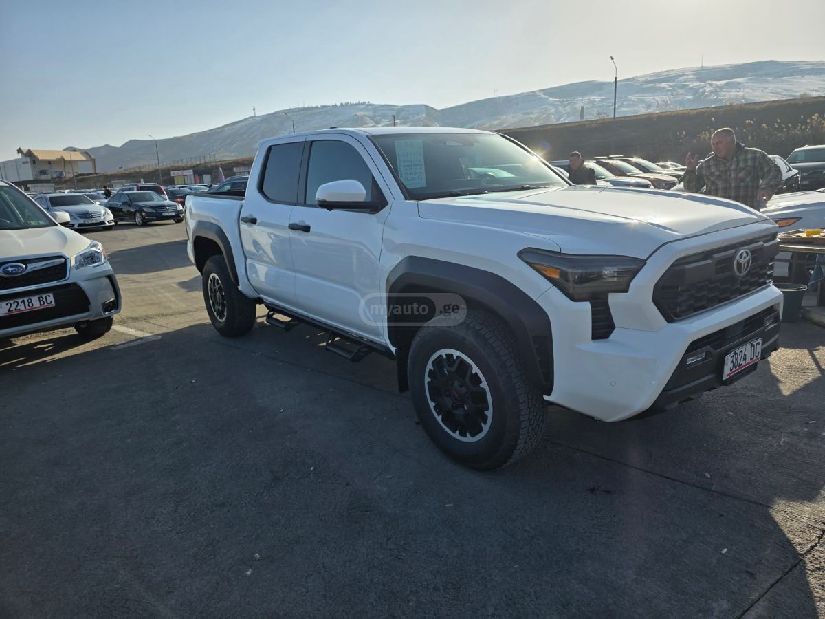 Toyota Tacoma