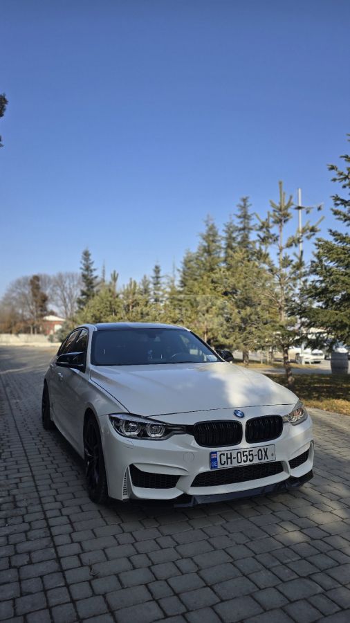 BMW 320 2014 — photo 2