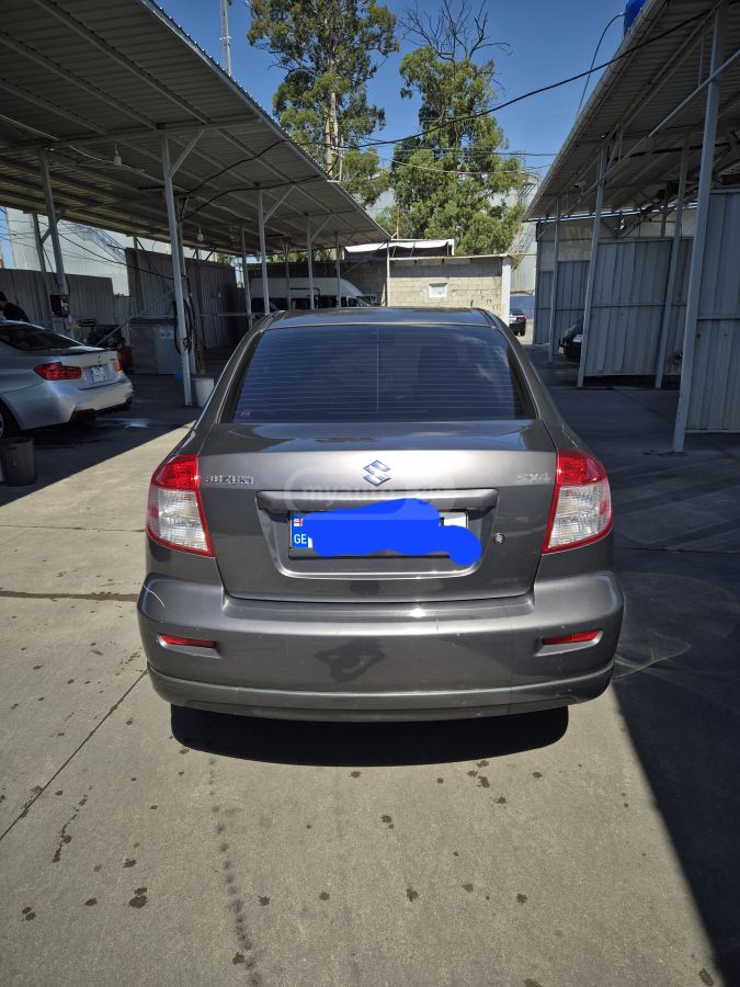 Suzuki SX 4 2010 — photo 2