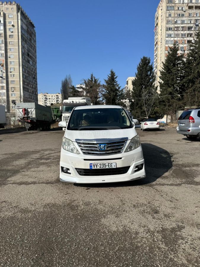 Toyota Alphard 2012 — photo 2