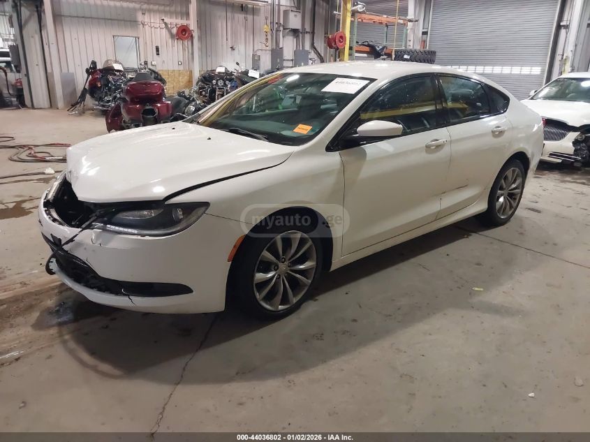 Chrysler 200