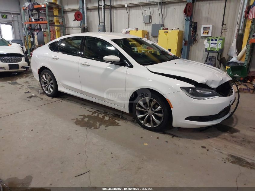 Chrysler 200 2016 — photo 2