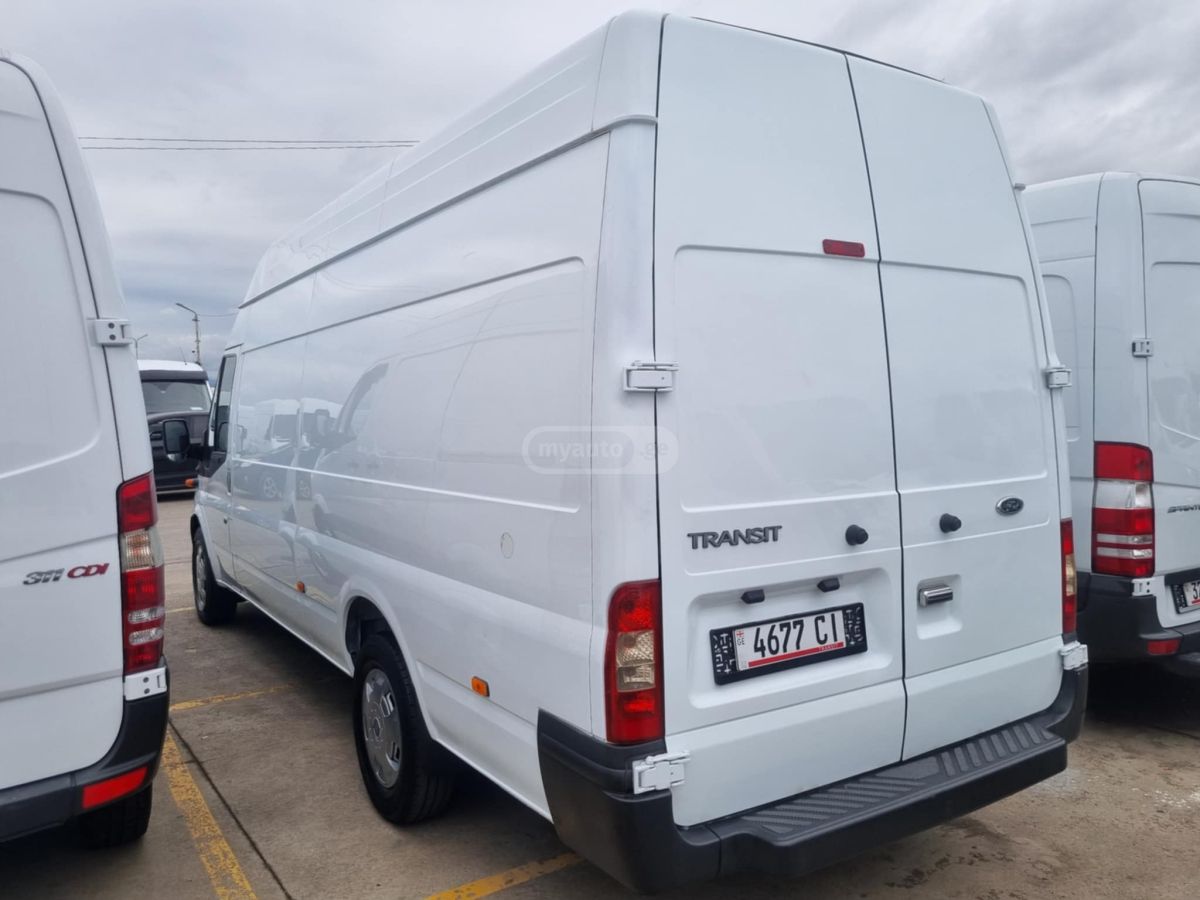 Ford Transit 2013 — photo 2
