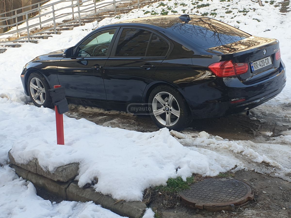 BMW 320