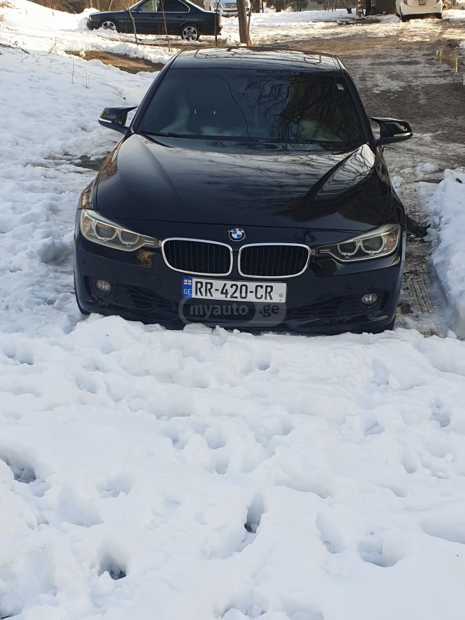 BMW 320 2013 — photo 2