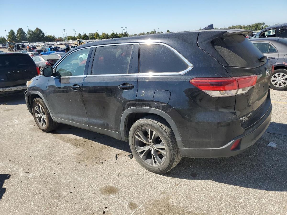 Toyota Highlander 2019 — photo 2