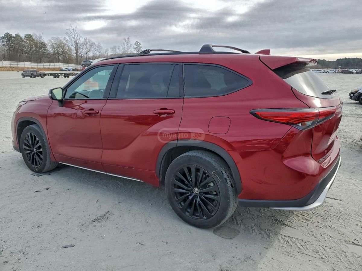 Toyota Highlander 2023 — photo 2