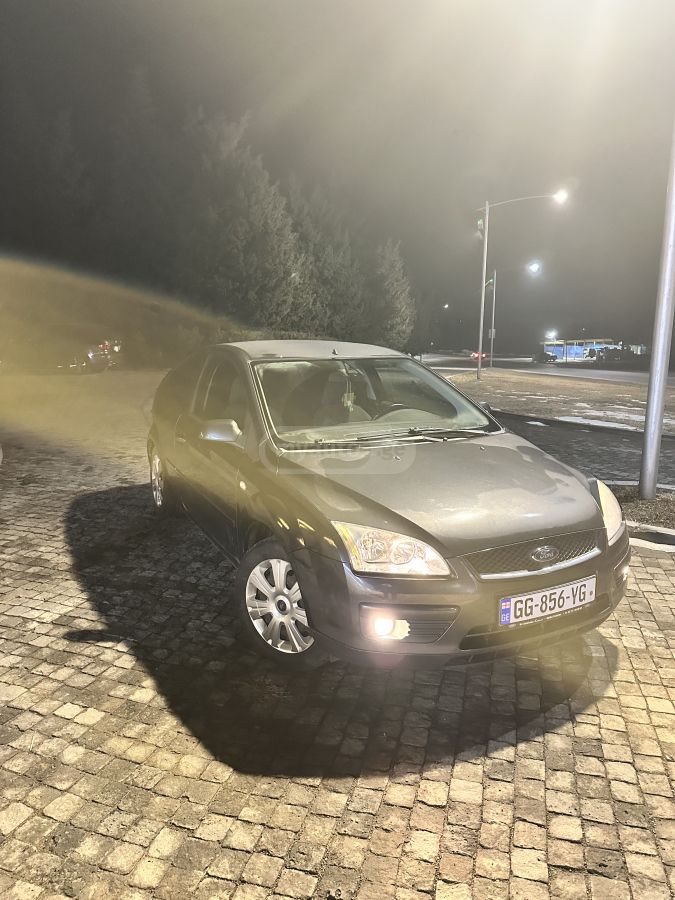 Ford Focus 2007 — photo 2