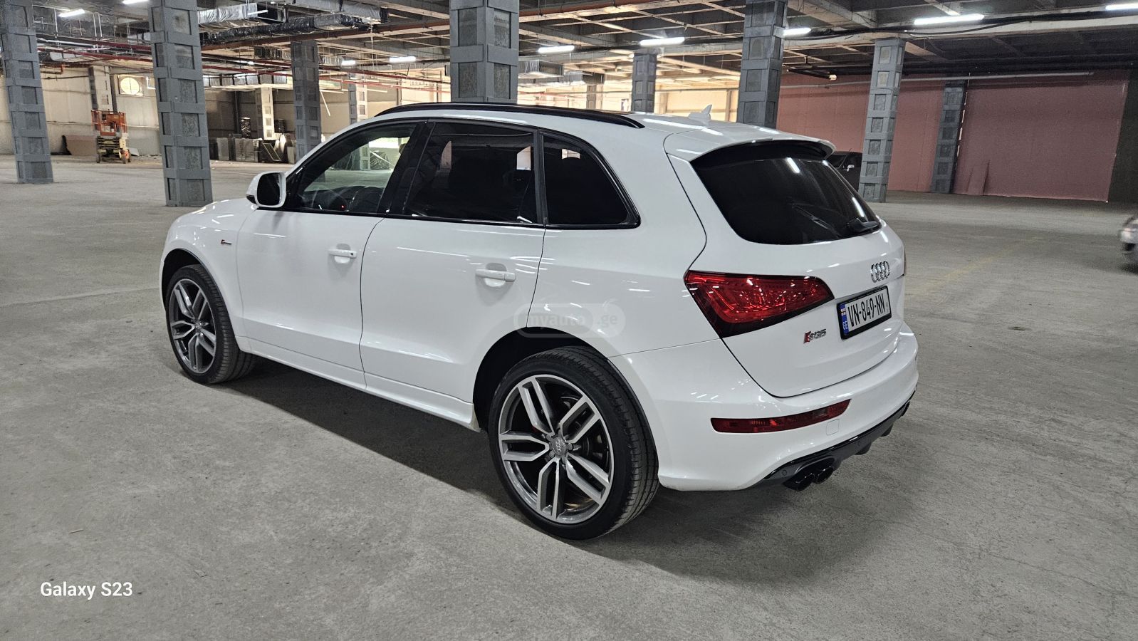 Audi SQ5 2015 — photo 2