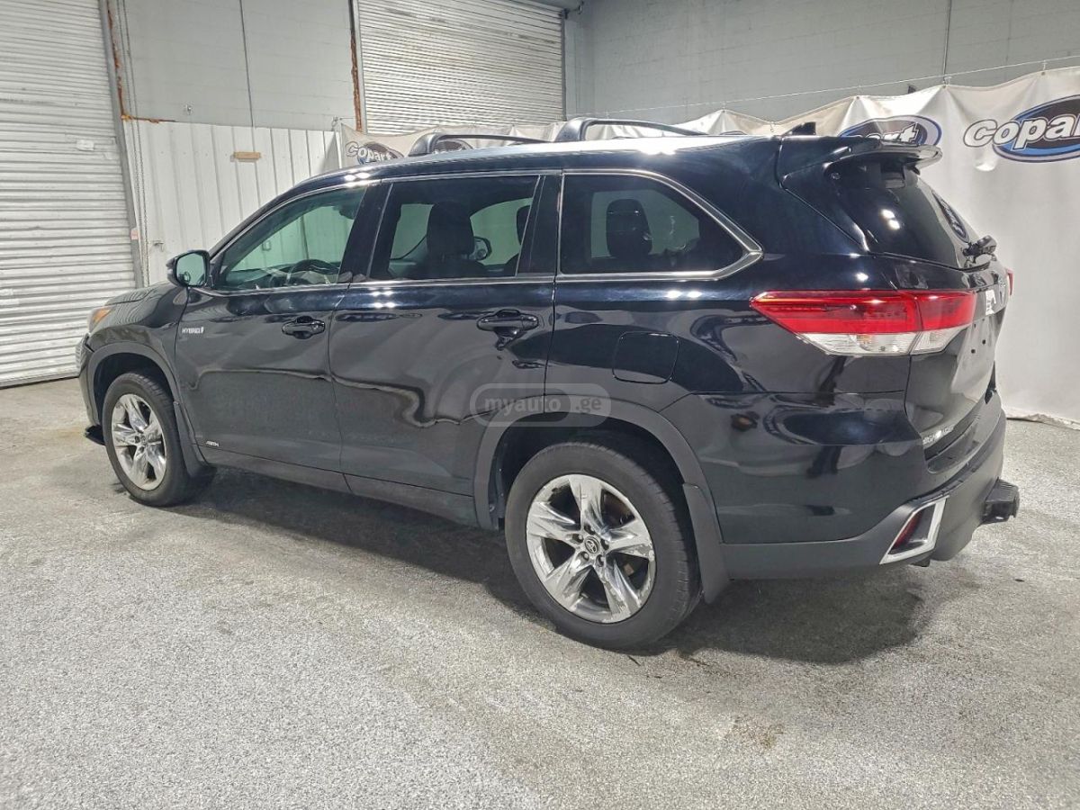 Toyota Highlander 2019 — photo 2