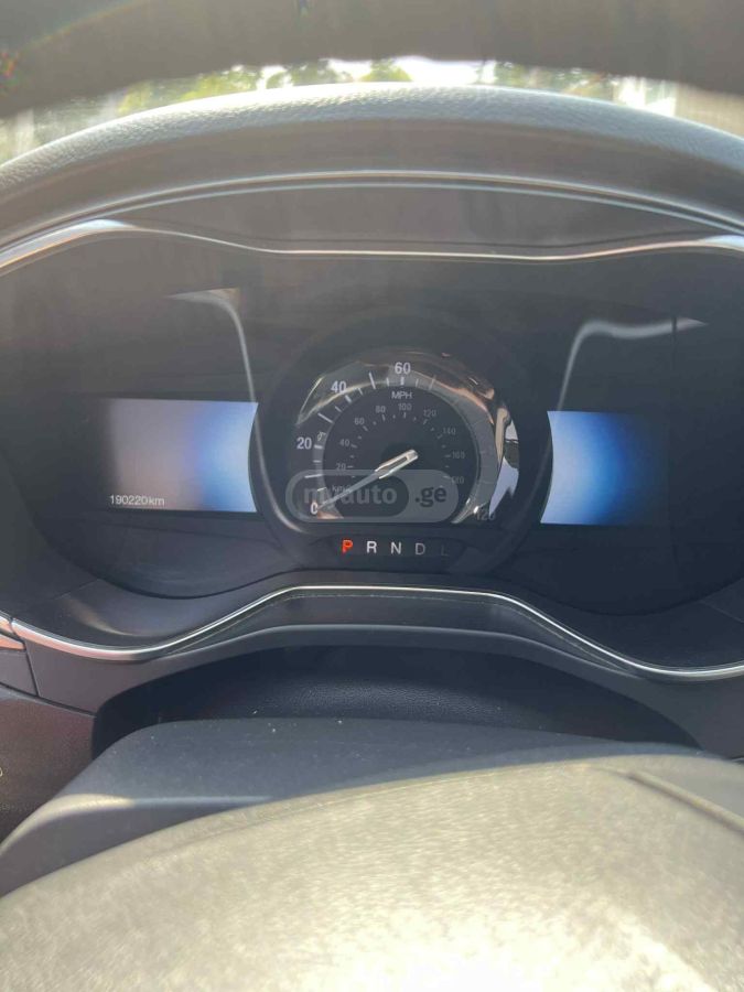 Ford Fusion 2017 — photo 2