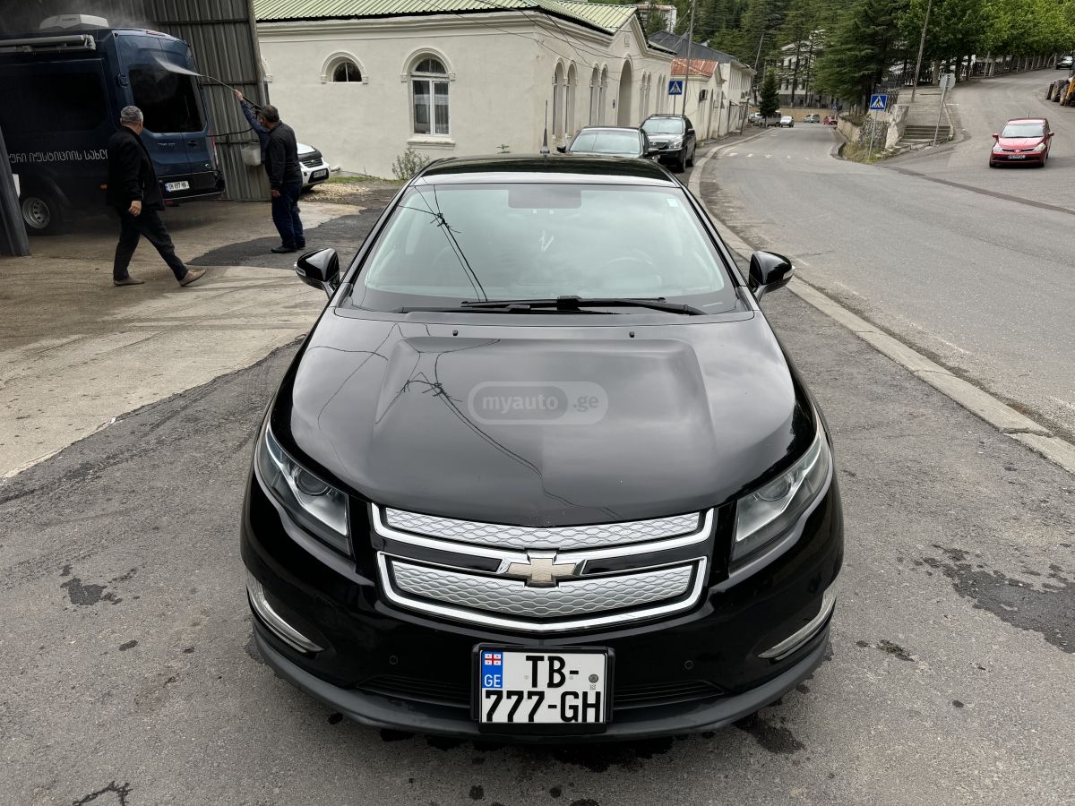 Chevrolet Volt 2013 — photo 2