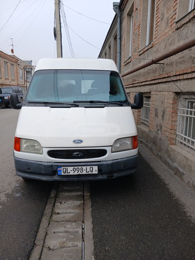 Ford Transit 1995 — photo 2