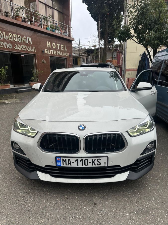 BMW X2