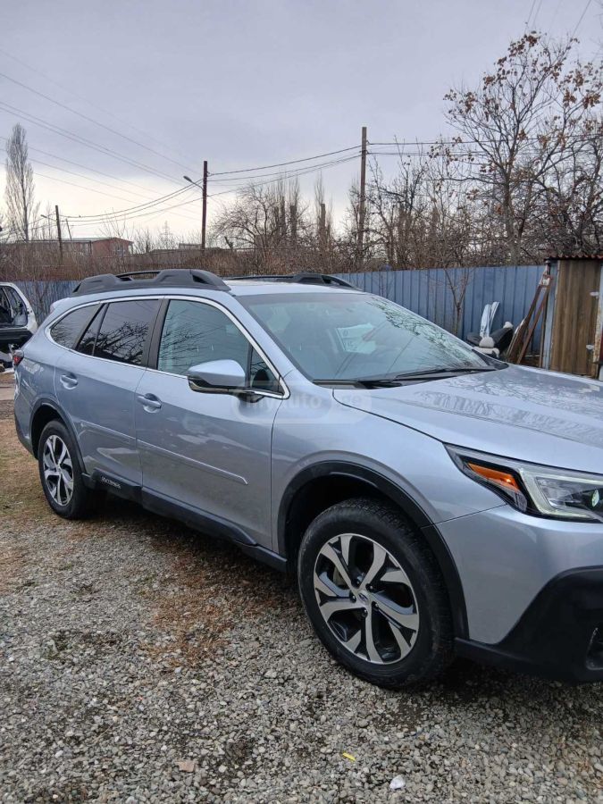 Subaru Outback 2021 — photo 2