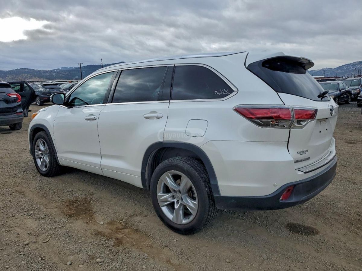 Toyota Highlander 2015 — photo 2