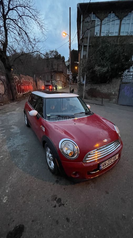 Mini Cooper 2011 — photo 2